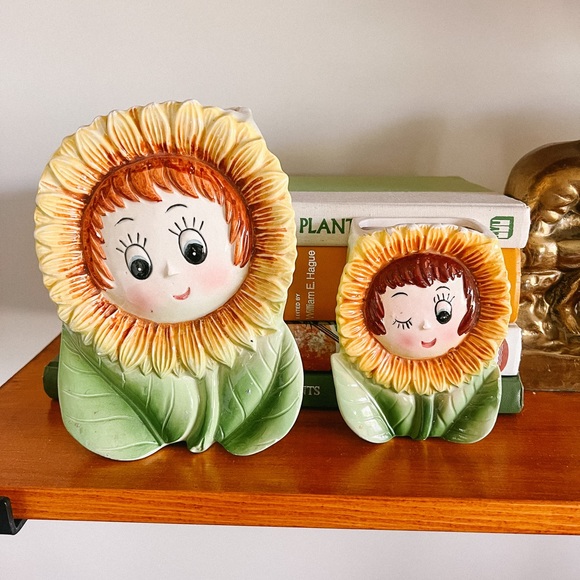 Vintage sunflower wall pockets - Picture 1 of 12